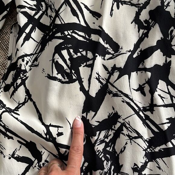 A.L.C Isley dress geo black white v neck back - Picture 5 of 8